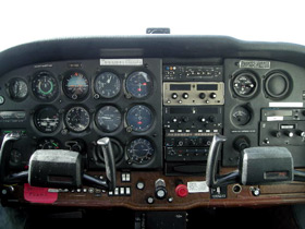 1982 Cessna SkyHawk Cabin