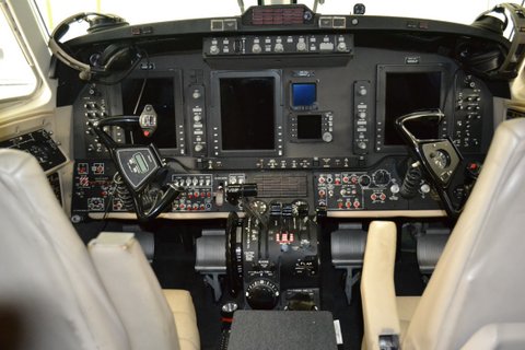 2006 King Air 350-N899JF-Cabin